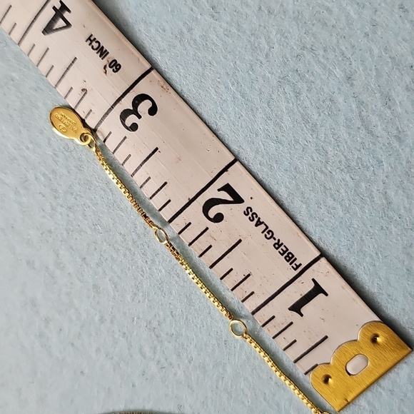 Elegant Gold Pendant Necklace - Picture 6 of 6